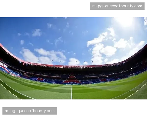 法兰西大球场启动2026年法甲决赛草皮专项养护工程 法兰西大球场启动2026年法甲决赛草皮专项养护工程